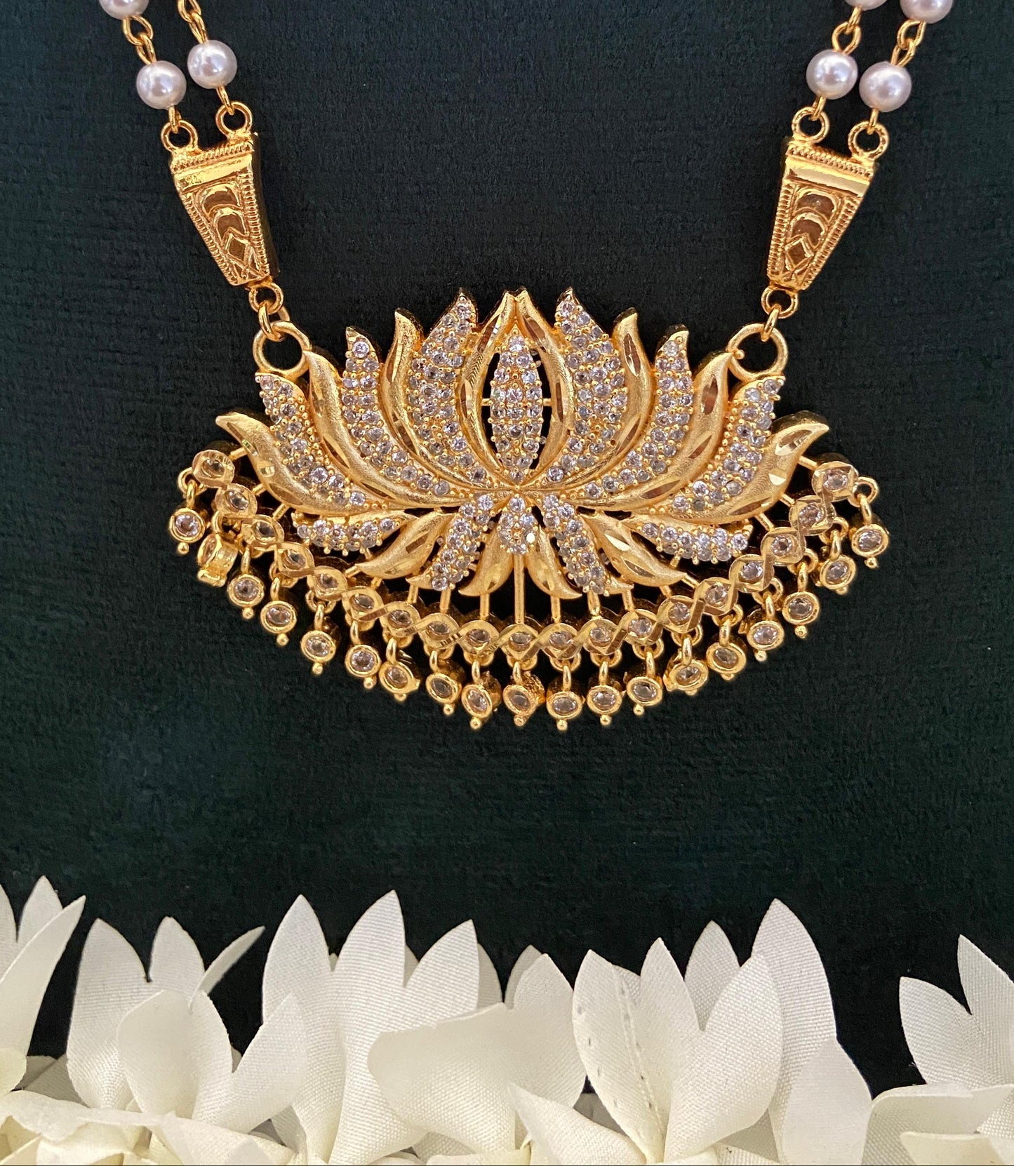 AD Lotus Pendant