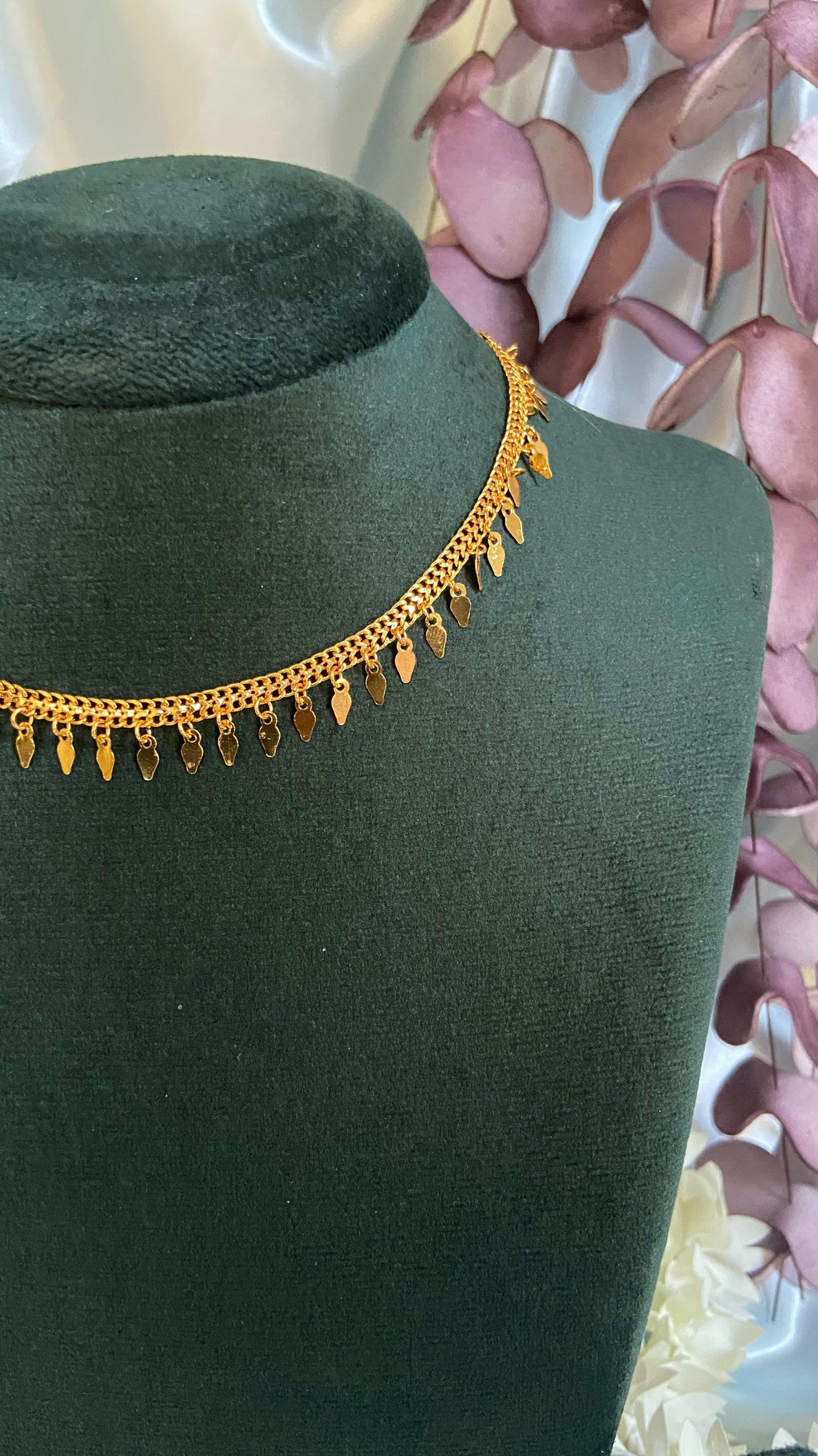 Single Line Hanging Elakathali