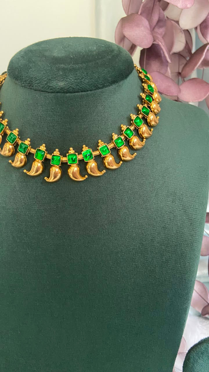 Emerald Antique Mango Necklace