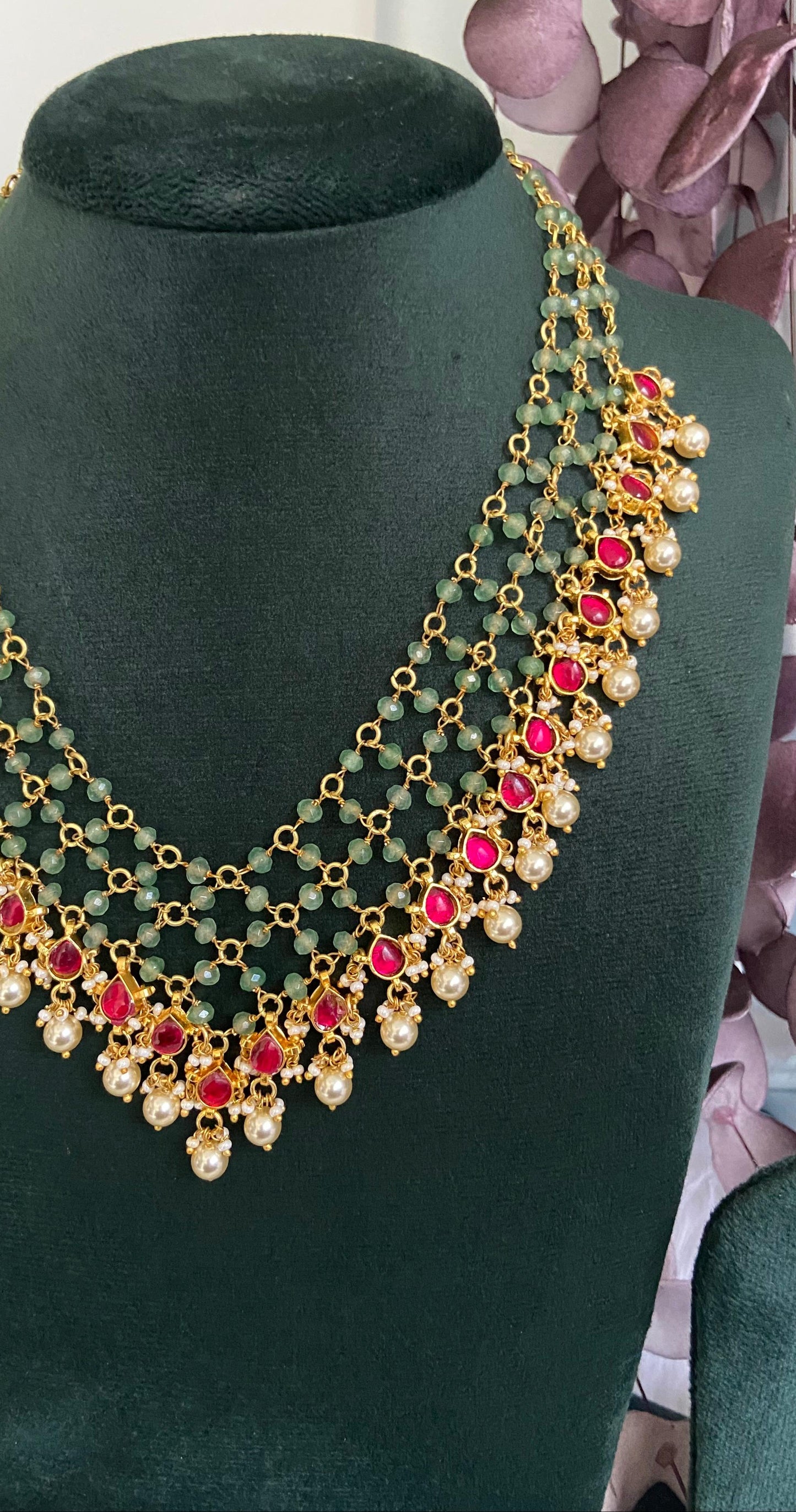 Sreedevi Jadau Kundan Necklace Set