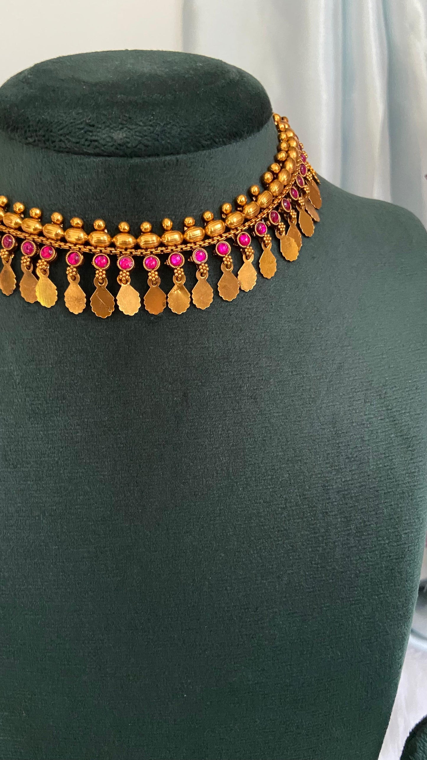 Aavani Kemp Choker Set