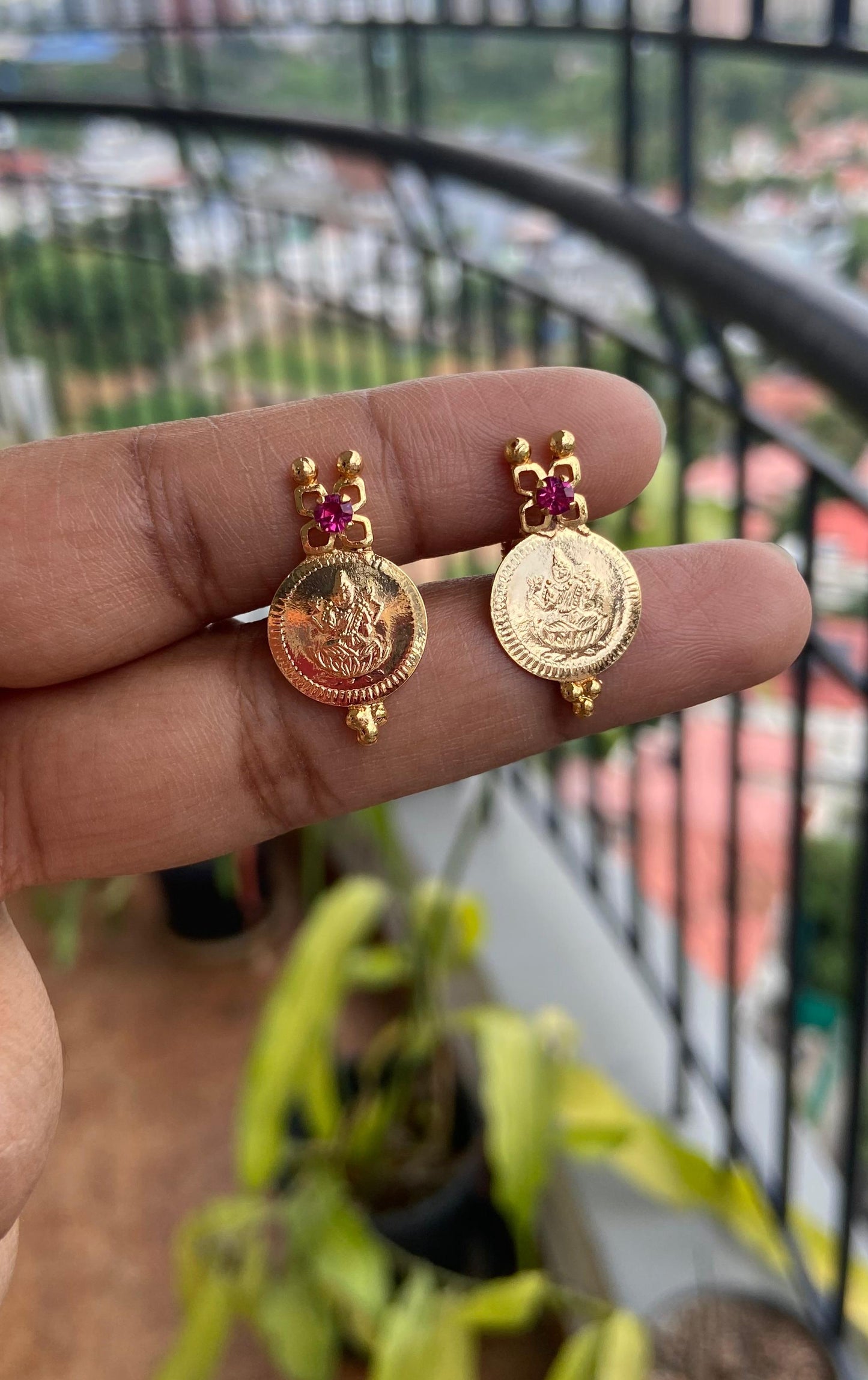Nila Lakshmi Coin Choker Set