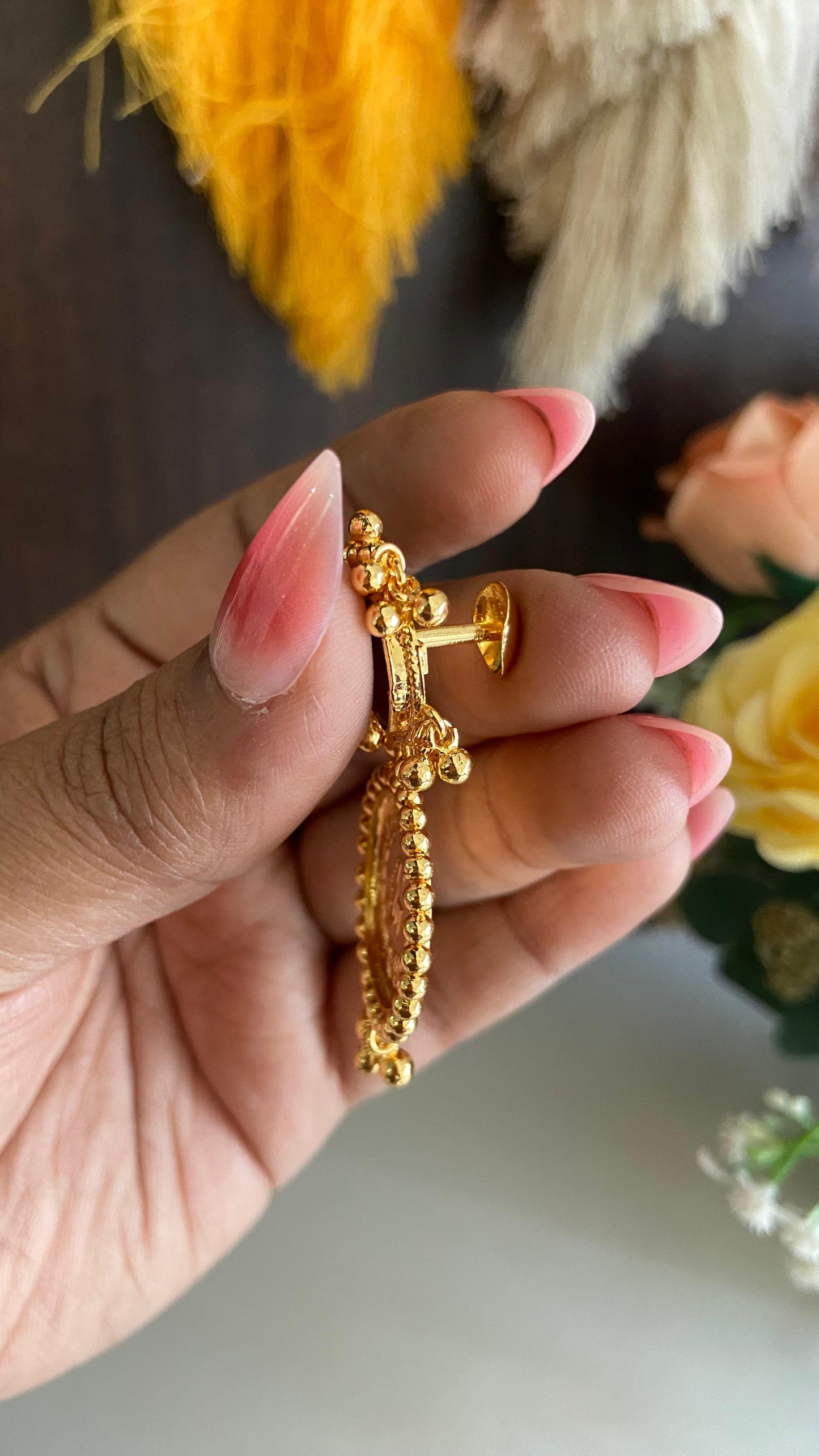 Vrinda Emerald Non idol Earring