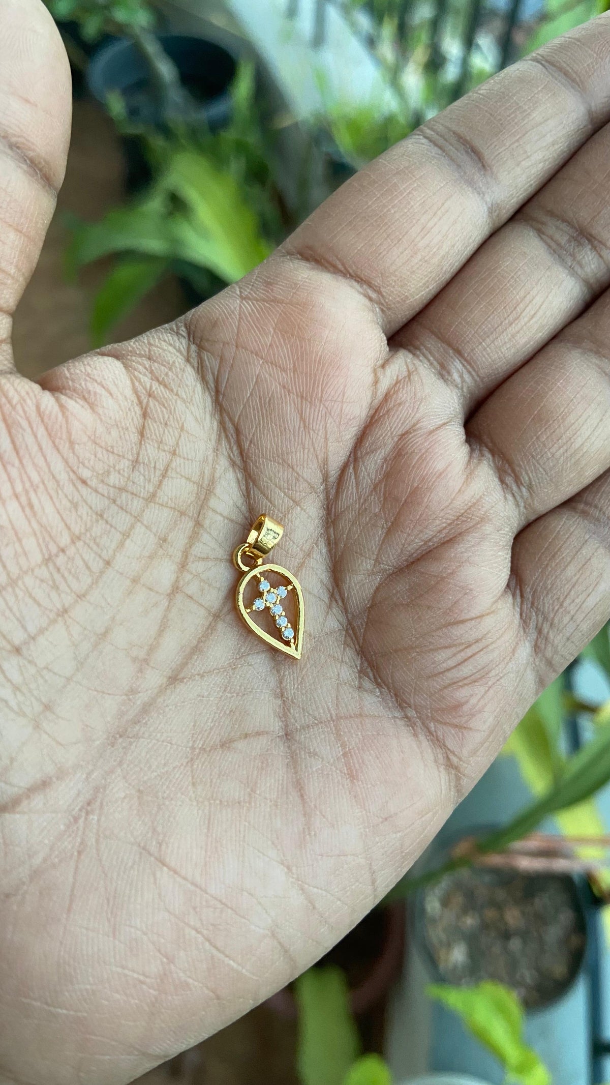 Diamond Christian Thali
