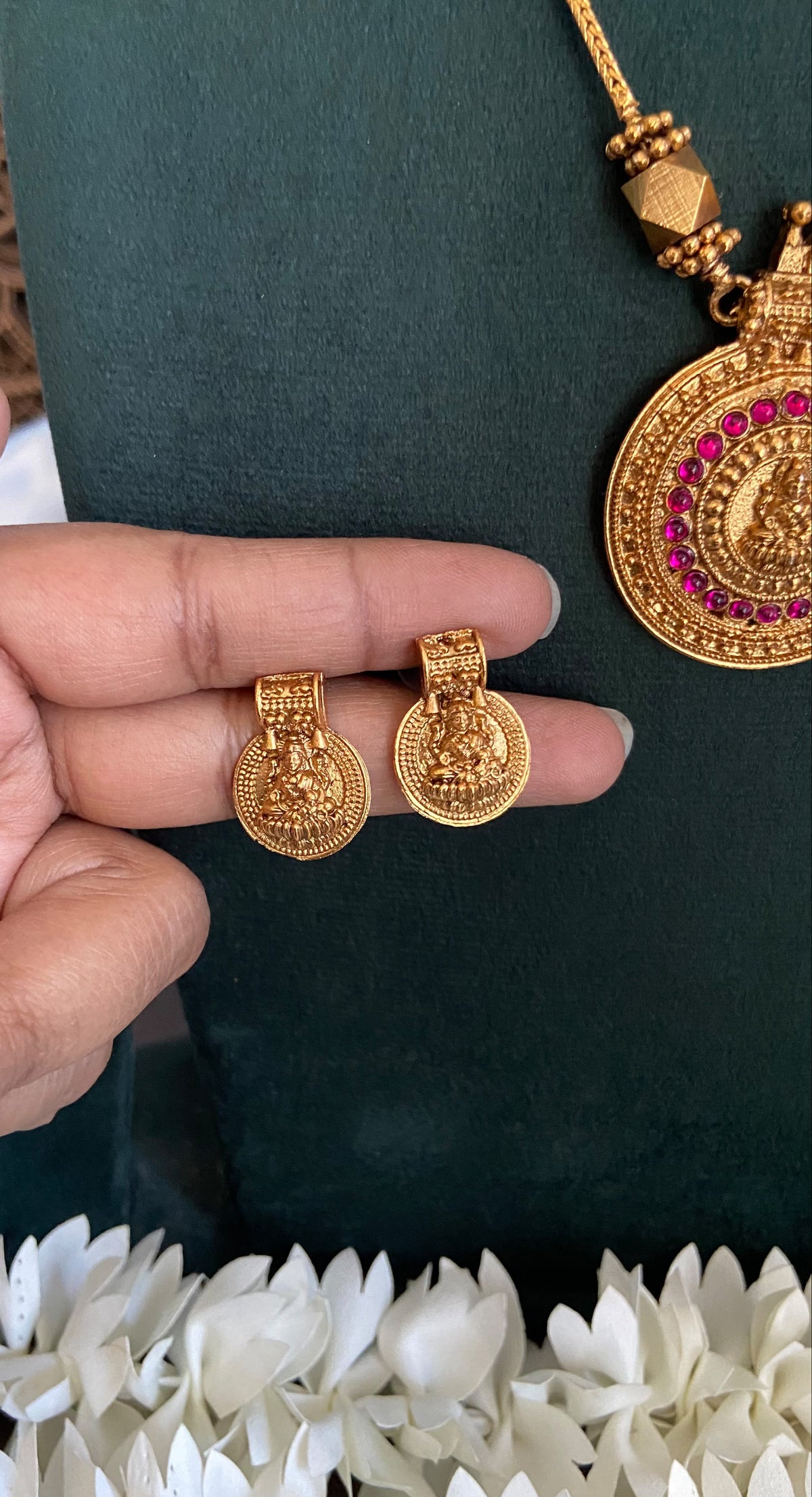 Ehika Lakshmi Pendant Necklace Set