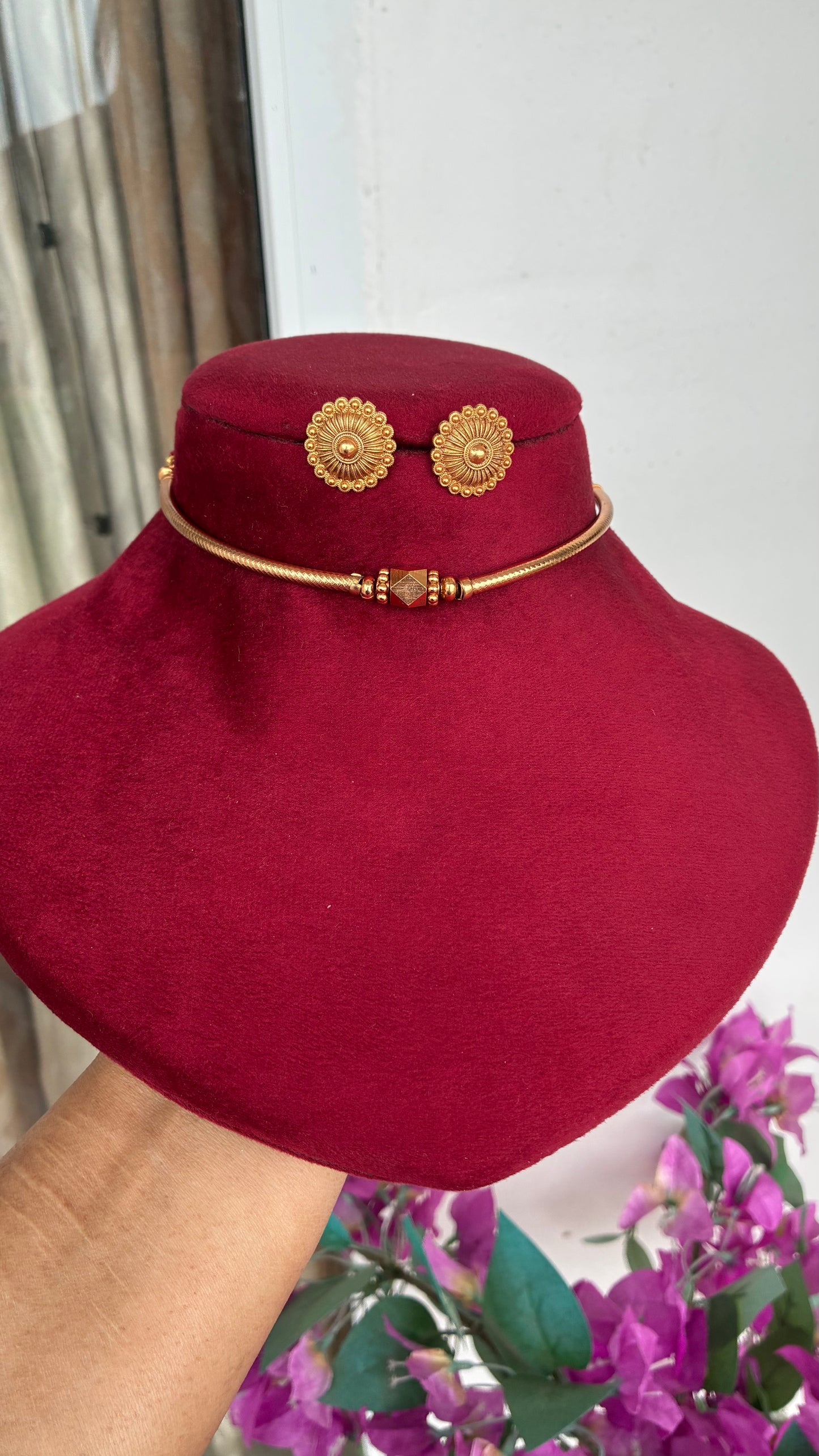 Tishya Hasli Necklace Set