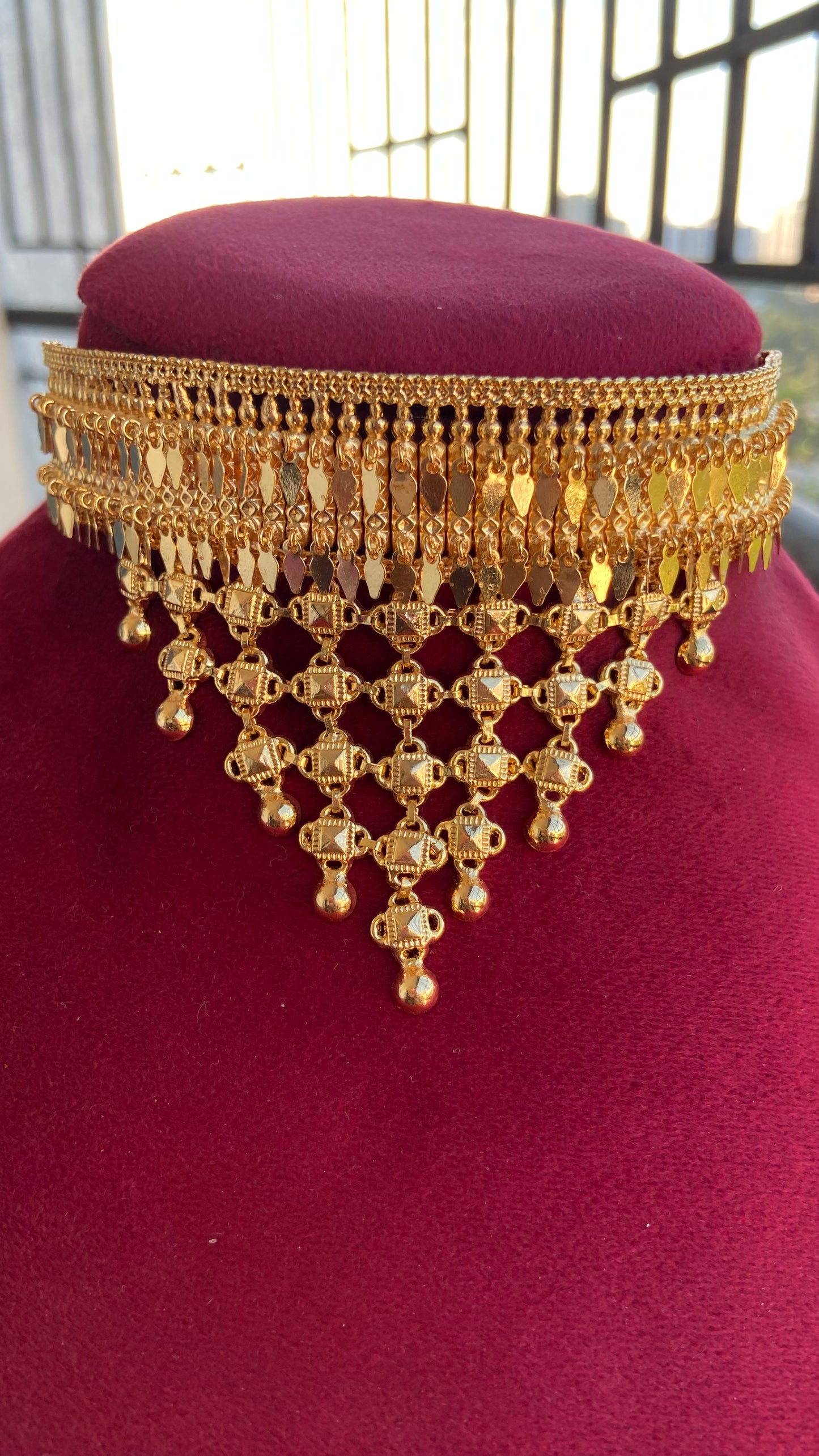 Dheera 2 Line Elakathali Choker