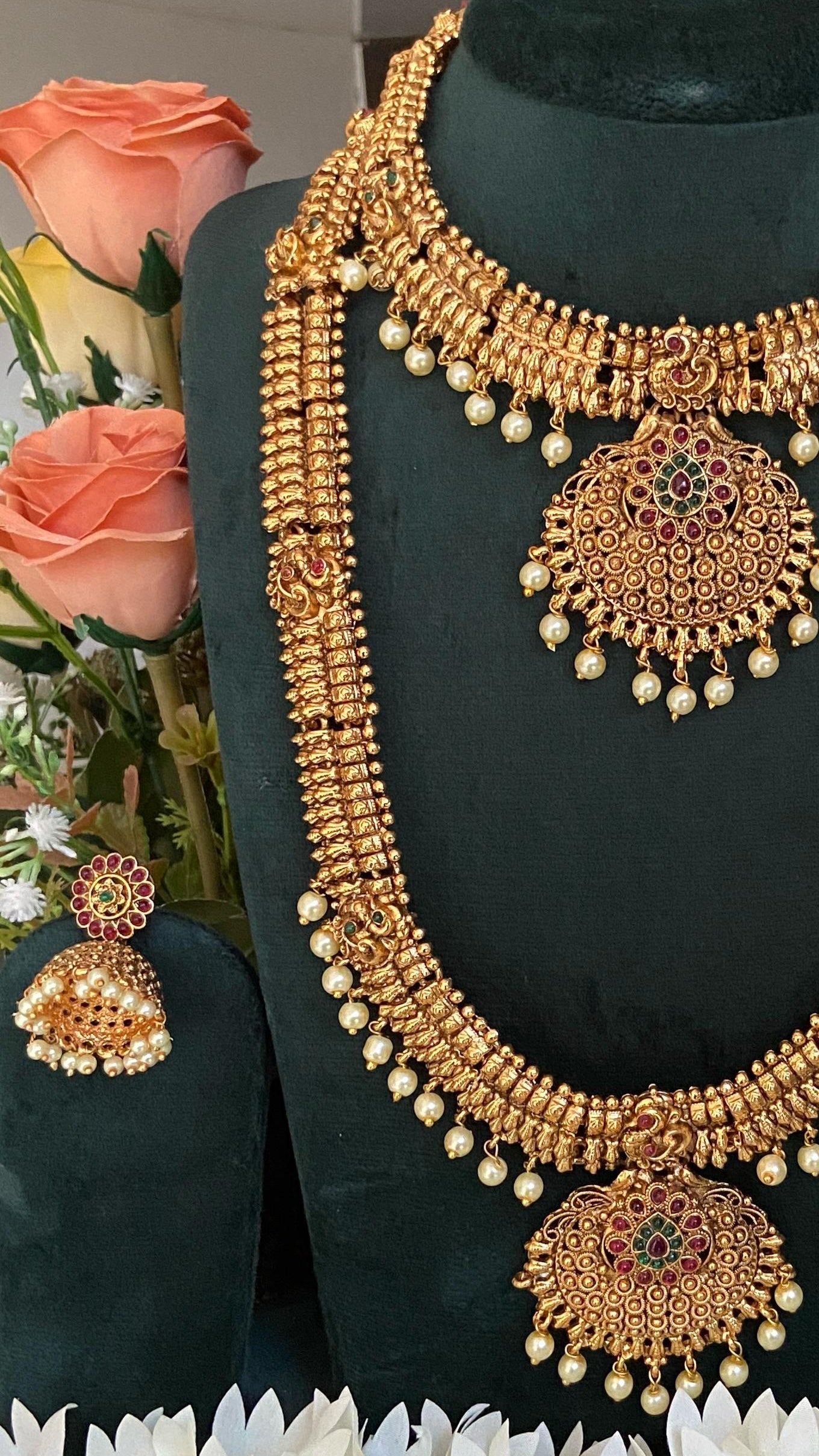 Non Idol Antique Bridal Set