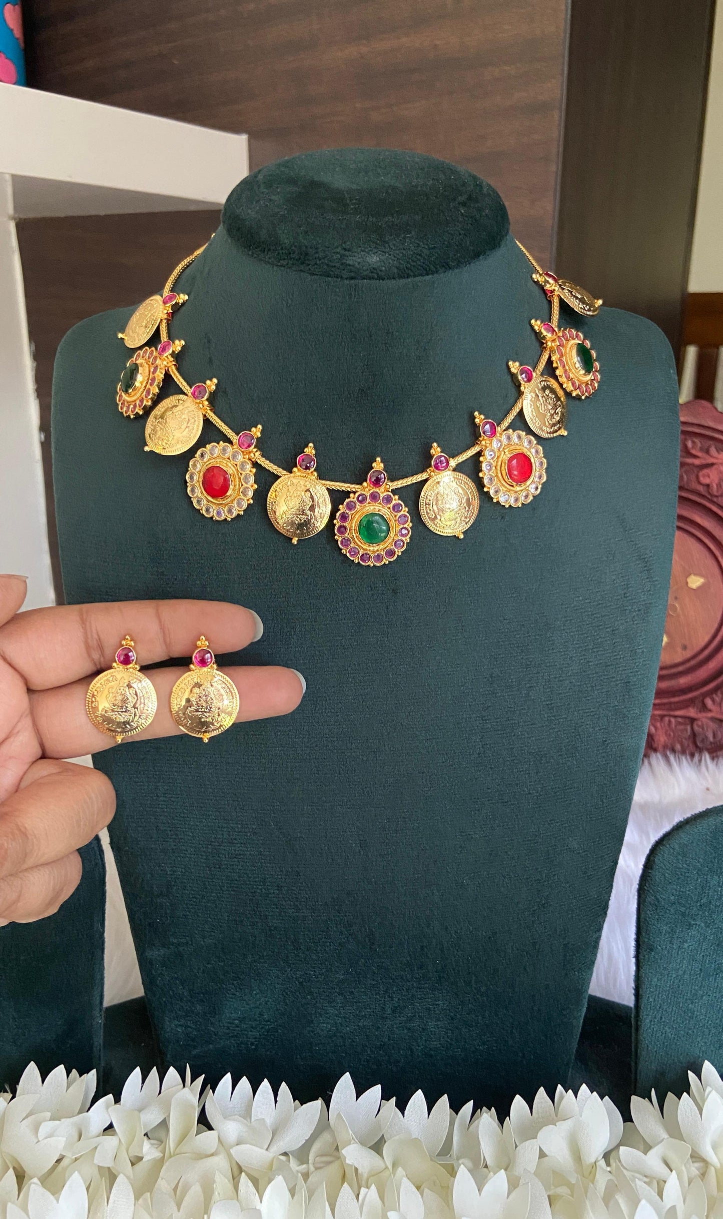 Coin Pathakam Necklace with Earrings