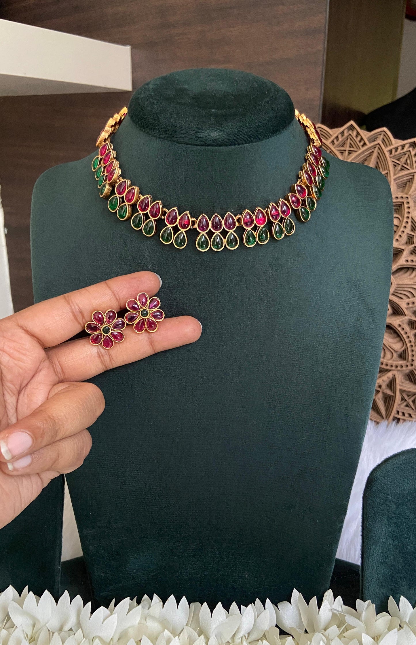 Antique Rain Drop Necklace Set