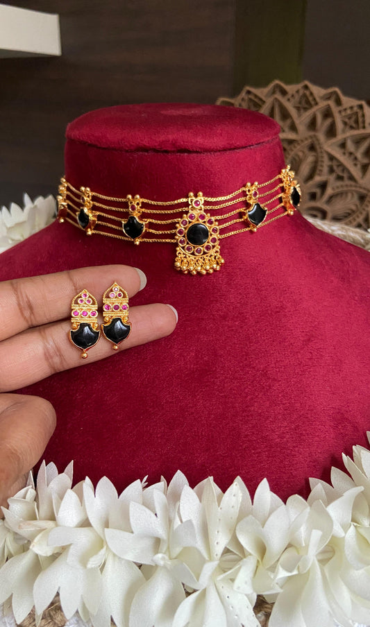 Black Palakka Choker with Earrings
