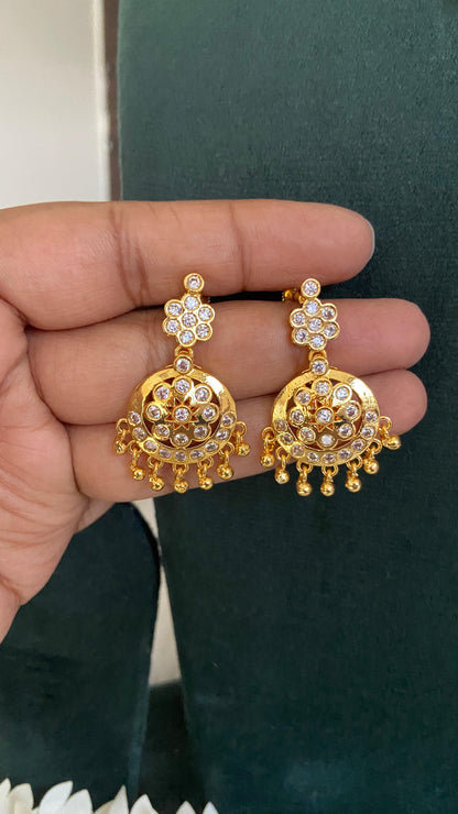 White Attigai Necklace with Earrings
