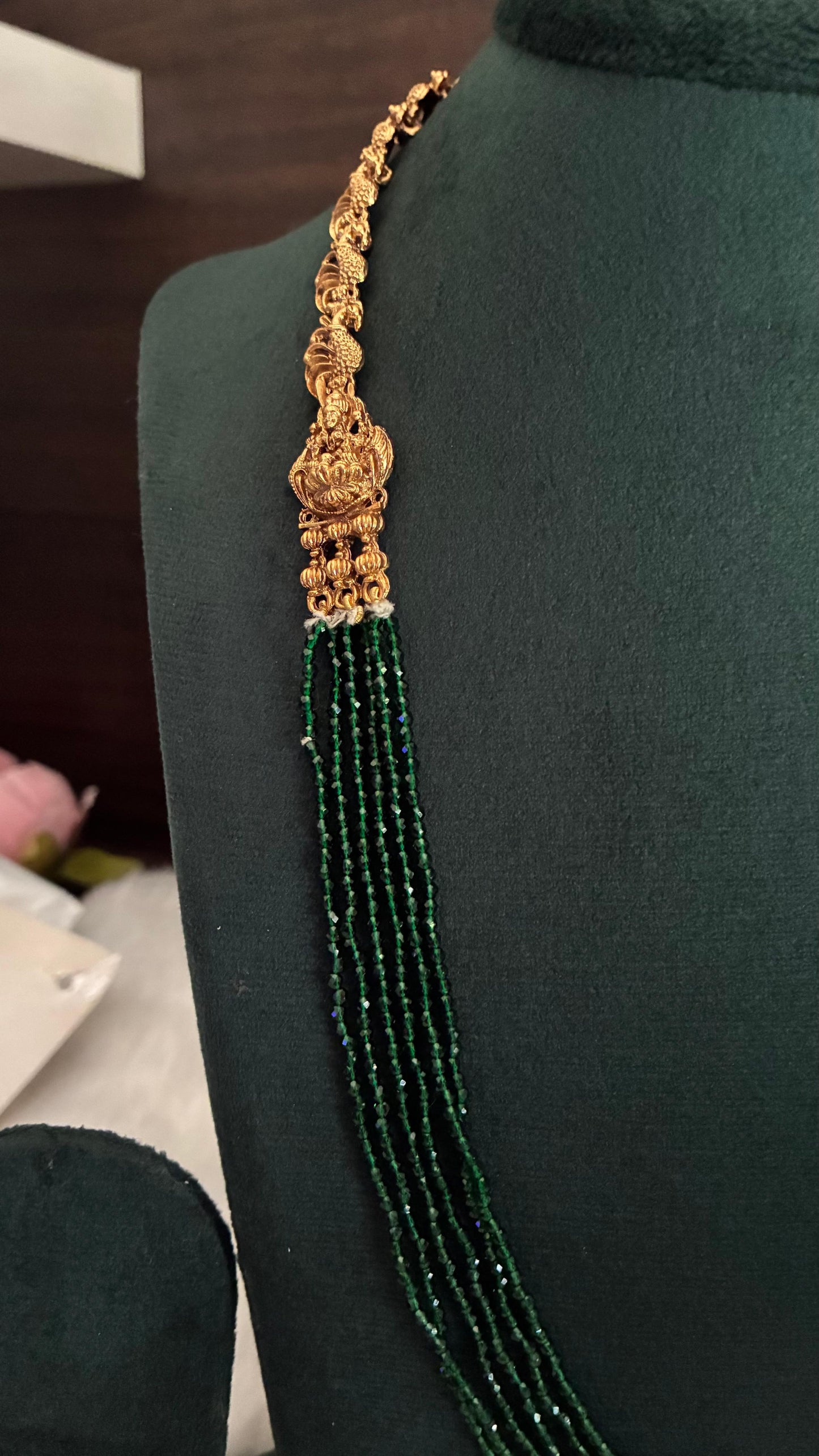 Antique Pink bead layer haram with stud