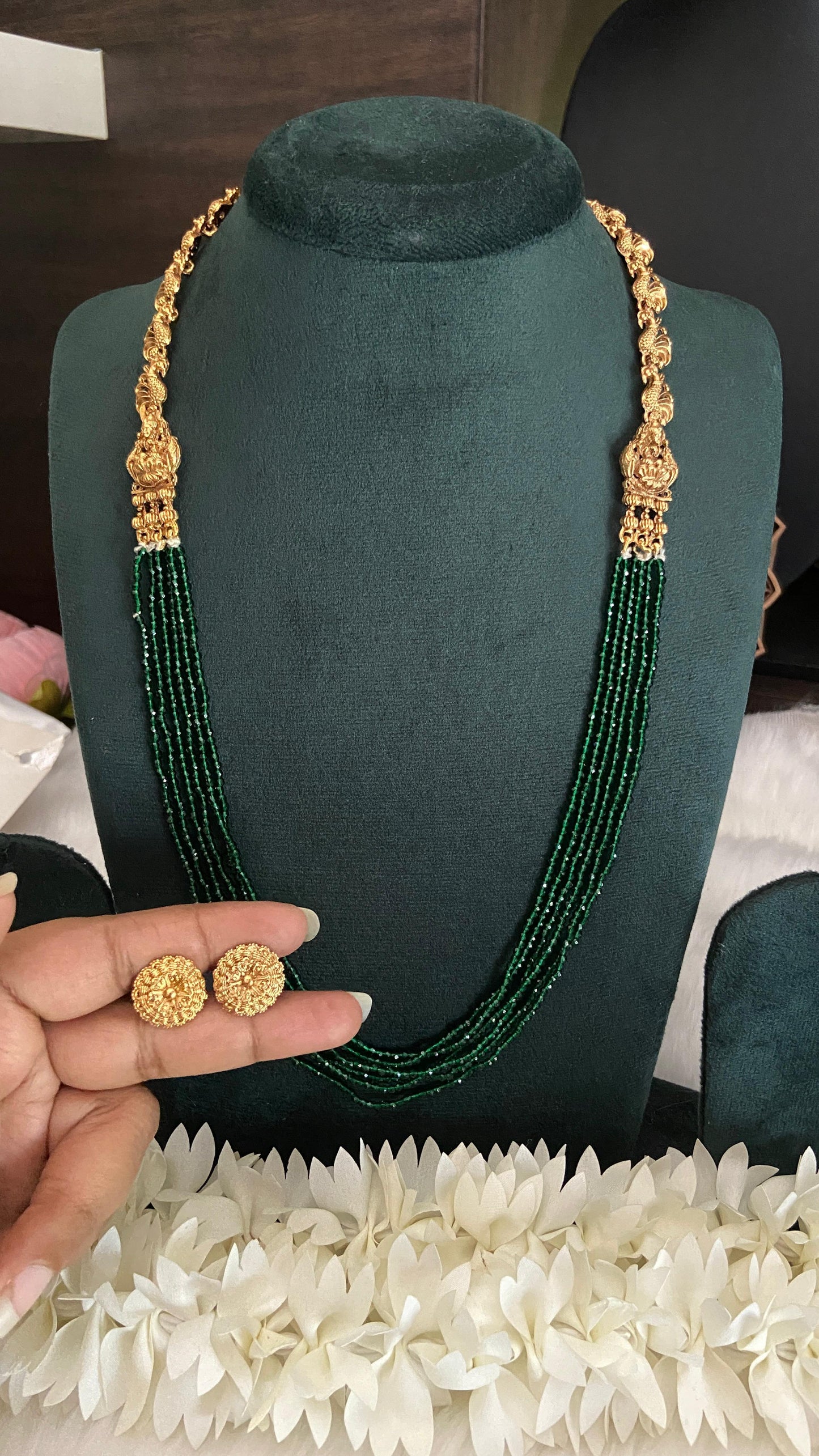 Antique Pink bead layer haram with stud