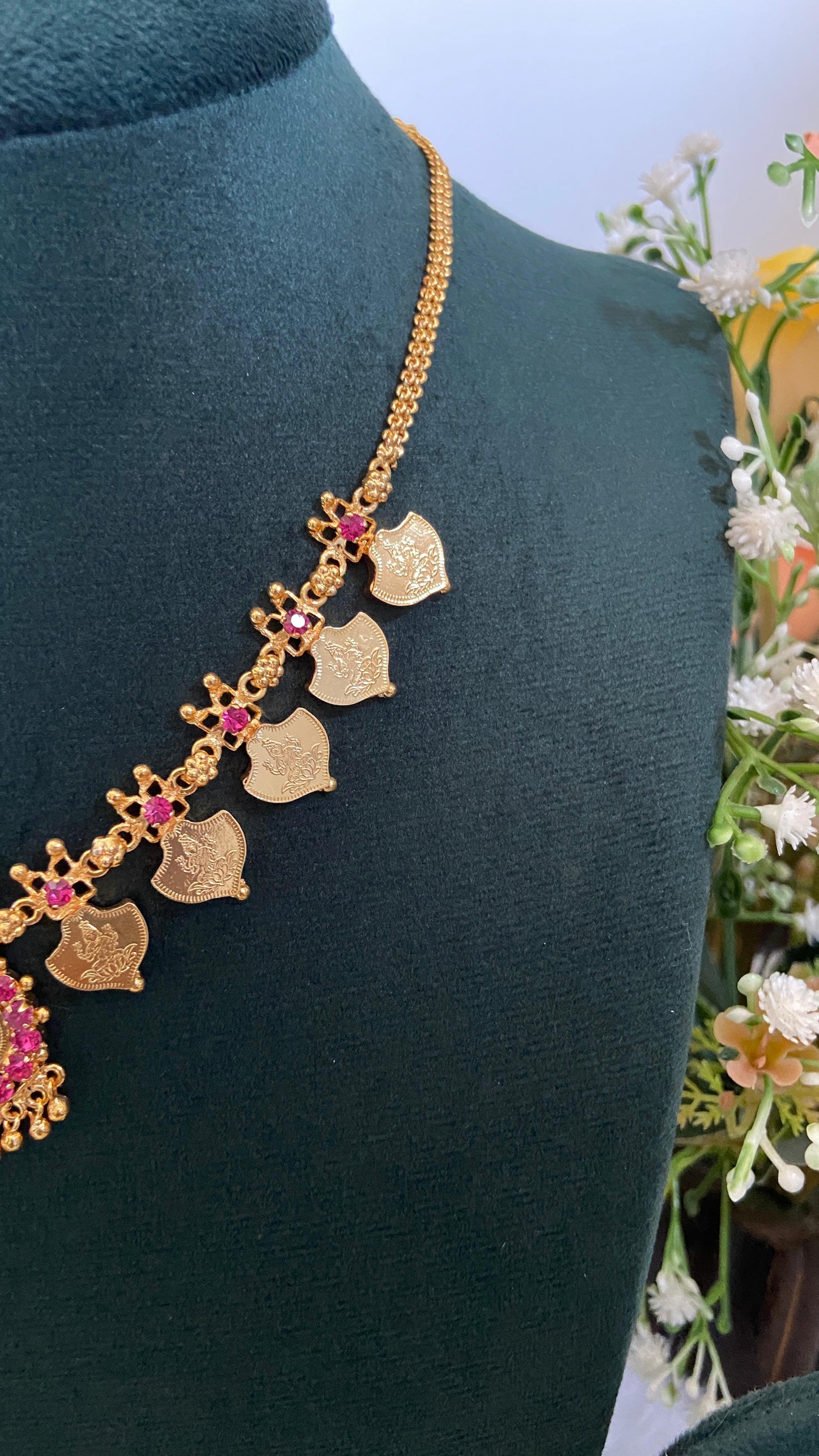 5 + 5 Lakshmi Necklace with Earrings