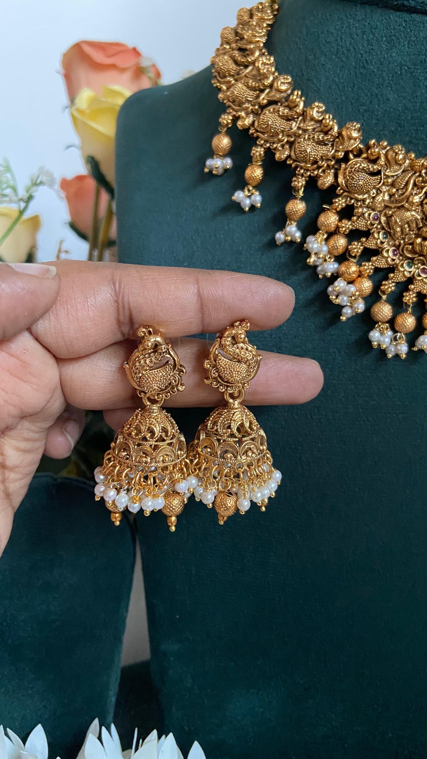 Maha Lakshmi Antique Necklace Set