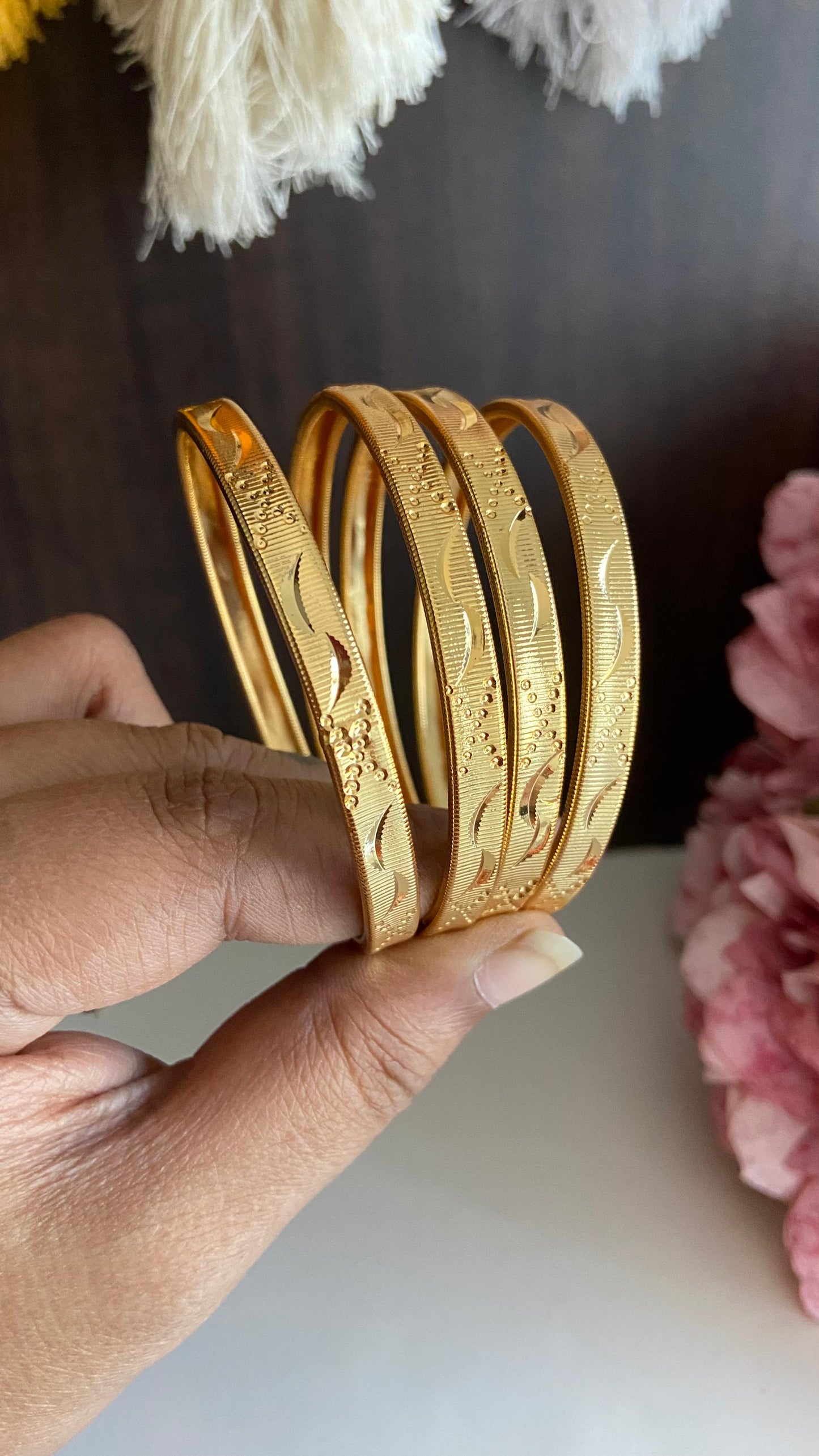 Nitya Shobha light weight bangle