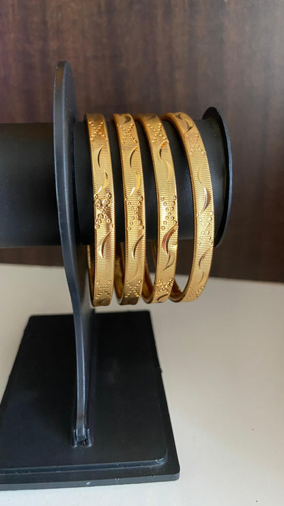 Nitya Shobha light weight bangle