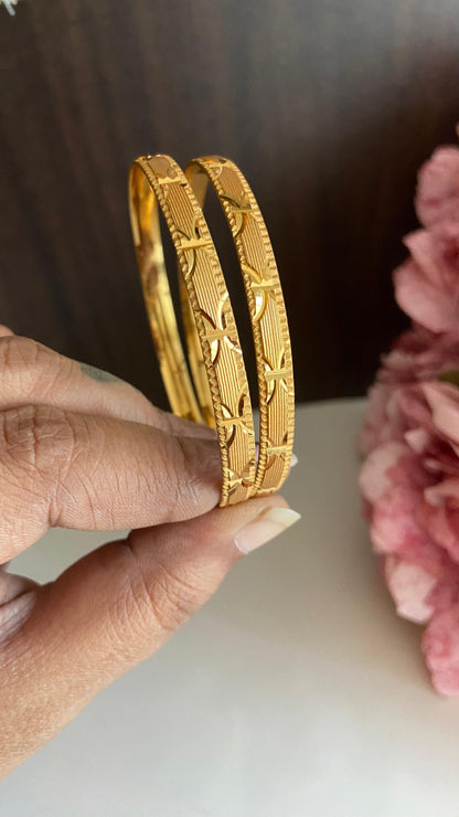 Kaniha Golden Bangle