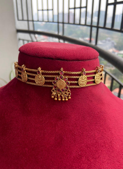 Antique Pendant Coin Choker With Earrings