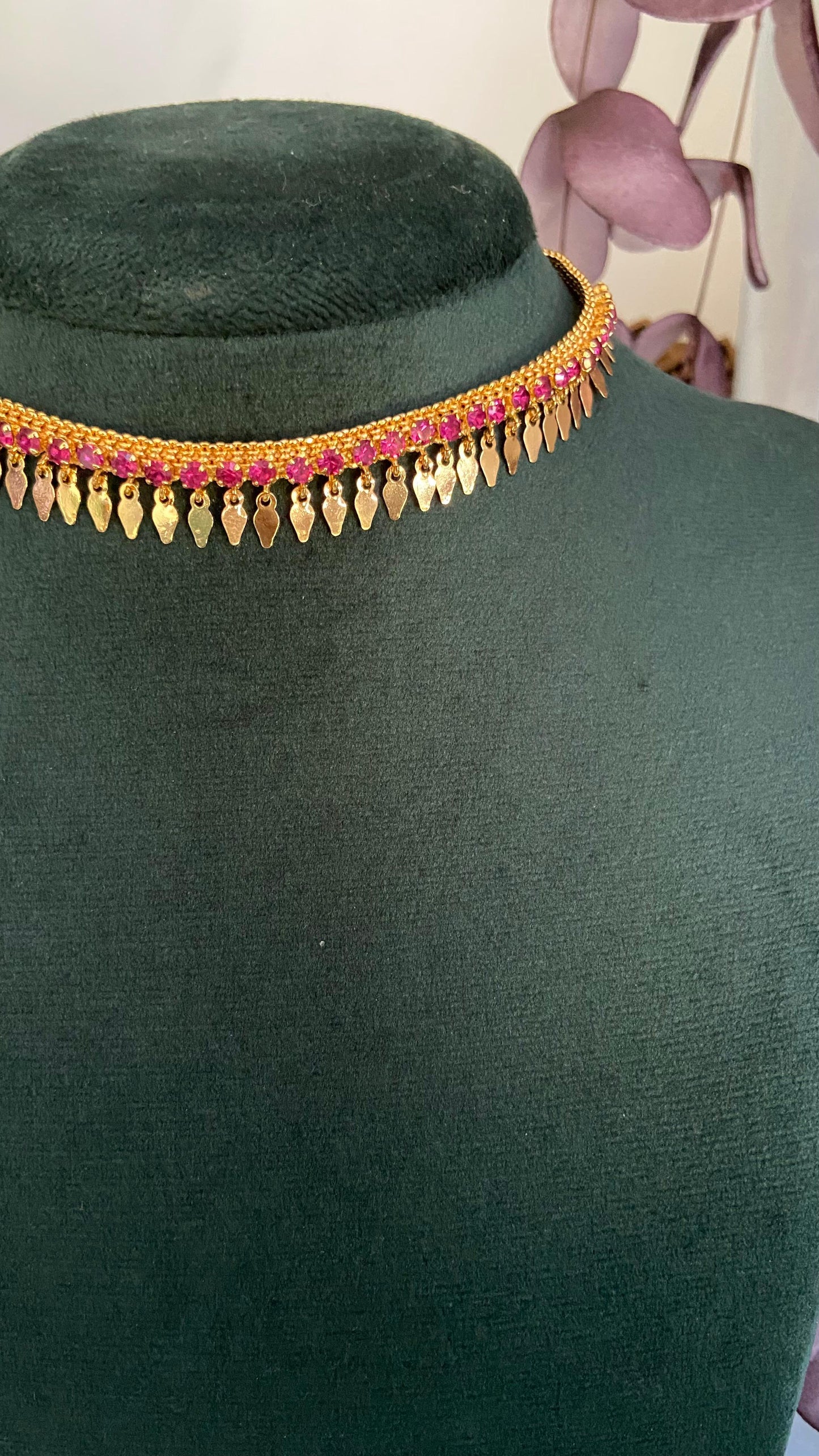 Single Hanging Ruby Elakkathali Necklace
