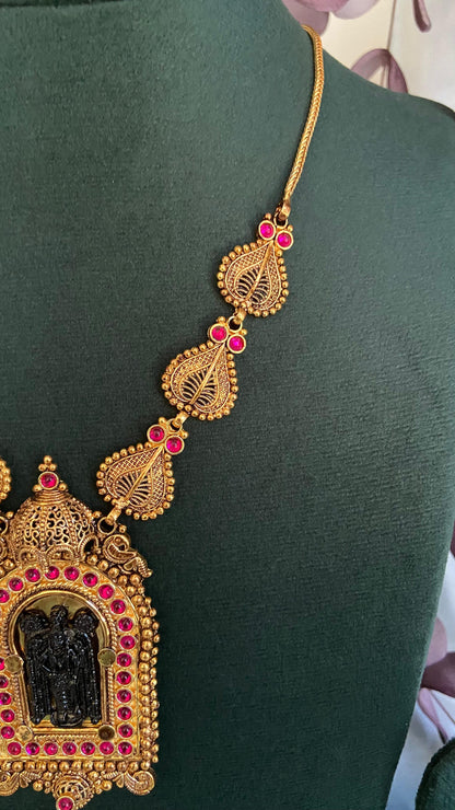 Gold Plated Antique Guruvayurappan Pendant Necklace