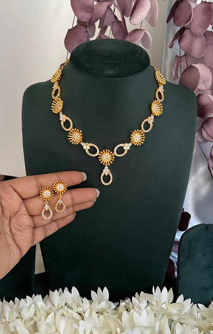 Ratna White AD Necklace Set