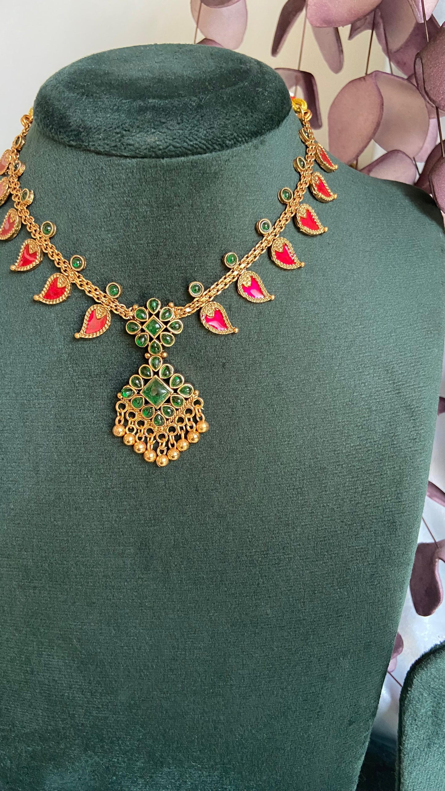 Antique Red Palakka Mango Pendant Necklace Set