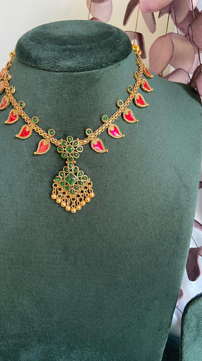 Antique Red Palakka Mango Pendant Necklace Set