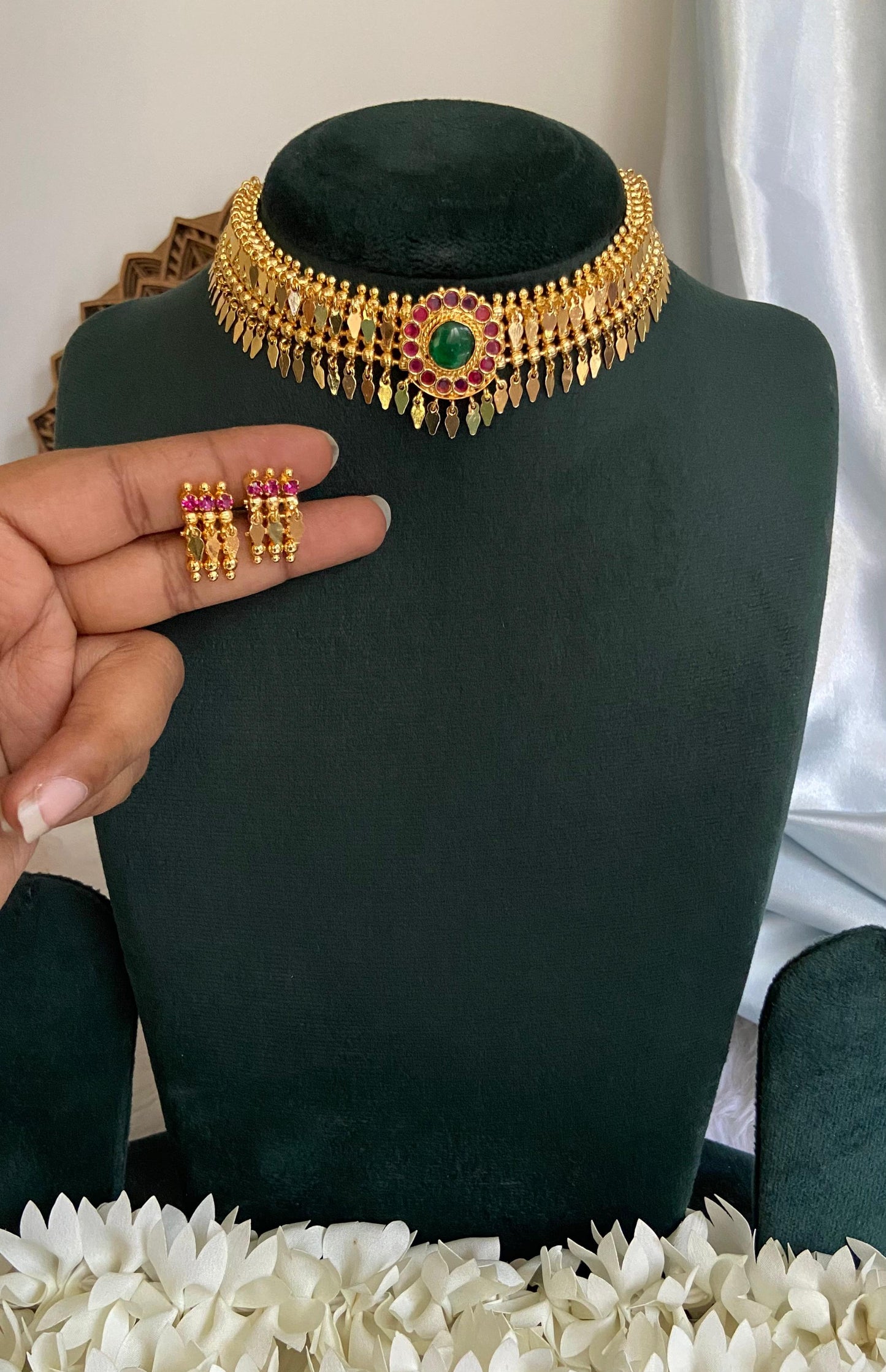 Palakka Elakathali Choker with Earrings