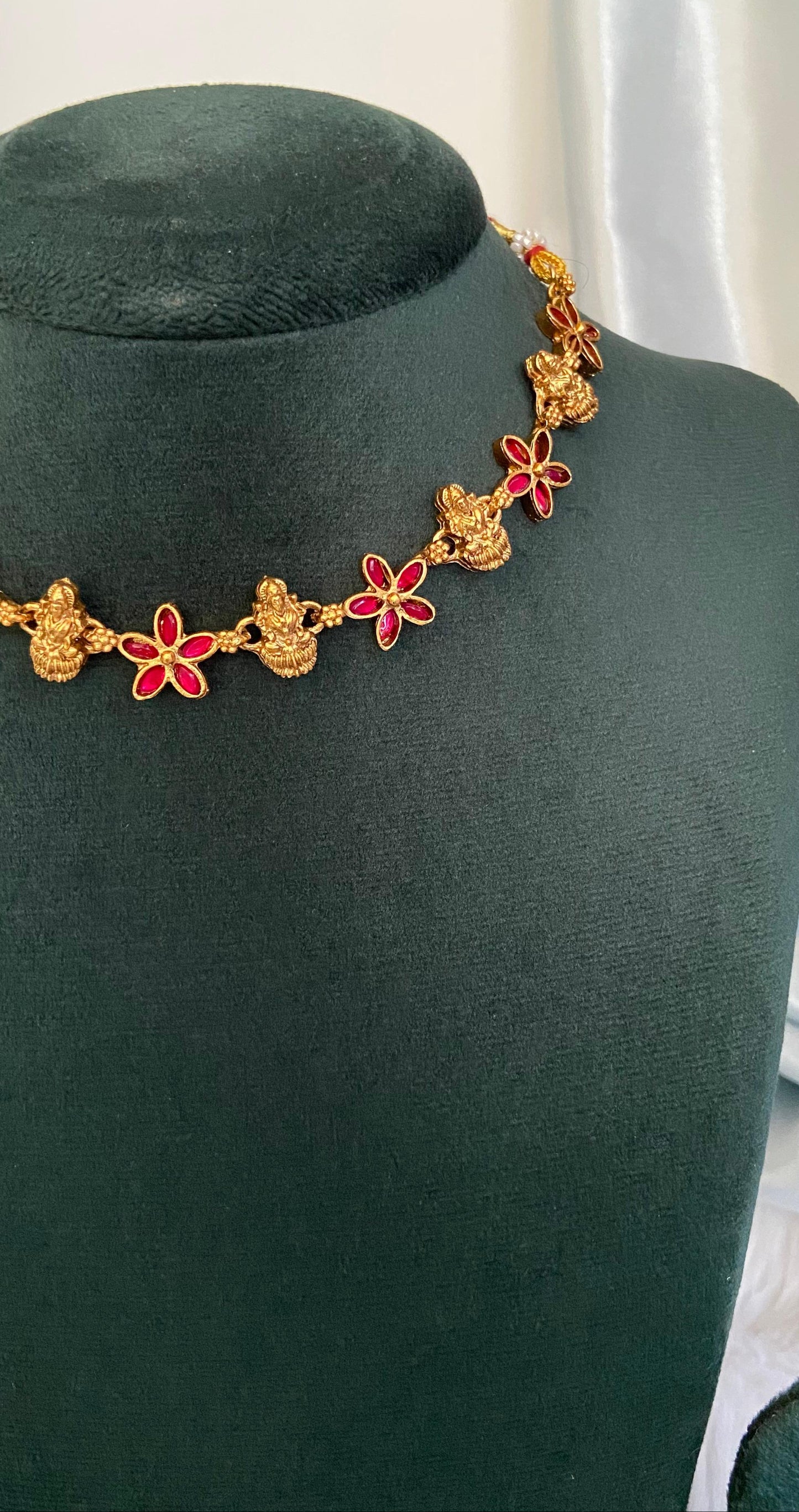 Lakshmi Chethi Mala Necklace Set