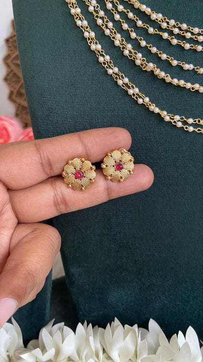 Rashmika Inspired Pearl Layer Necklace Set