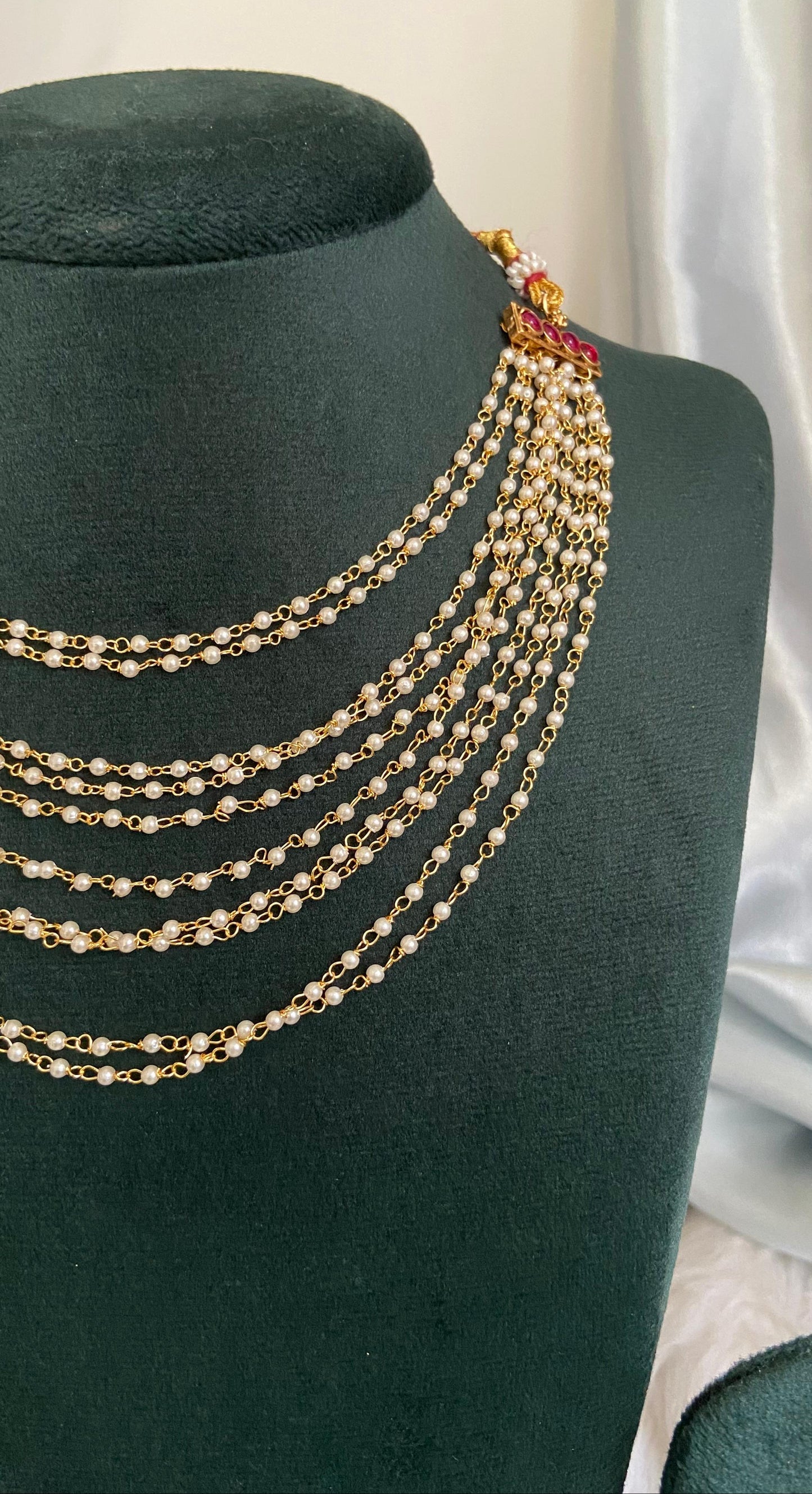 Rashmika Inspired Pearl Layer Necklace Set
