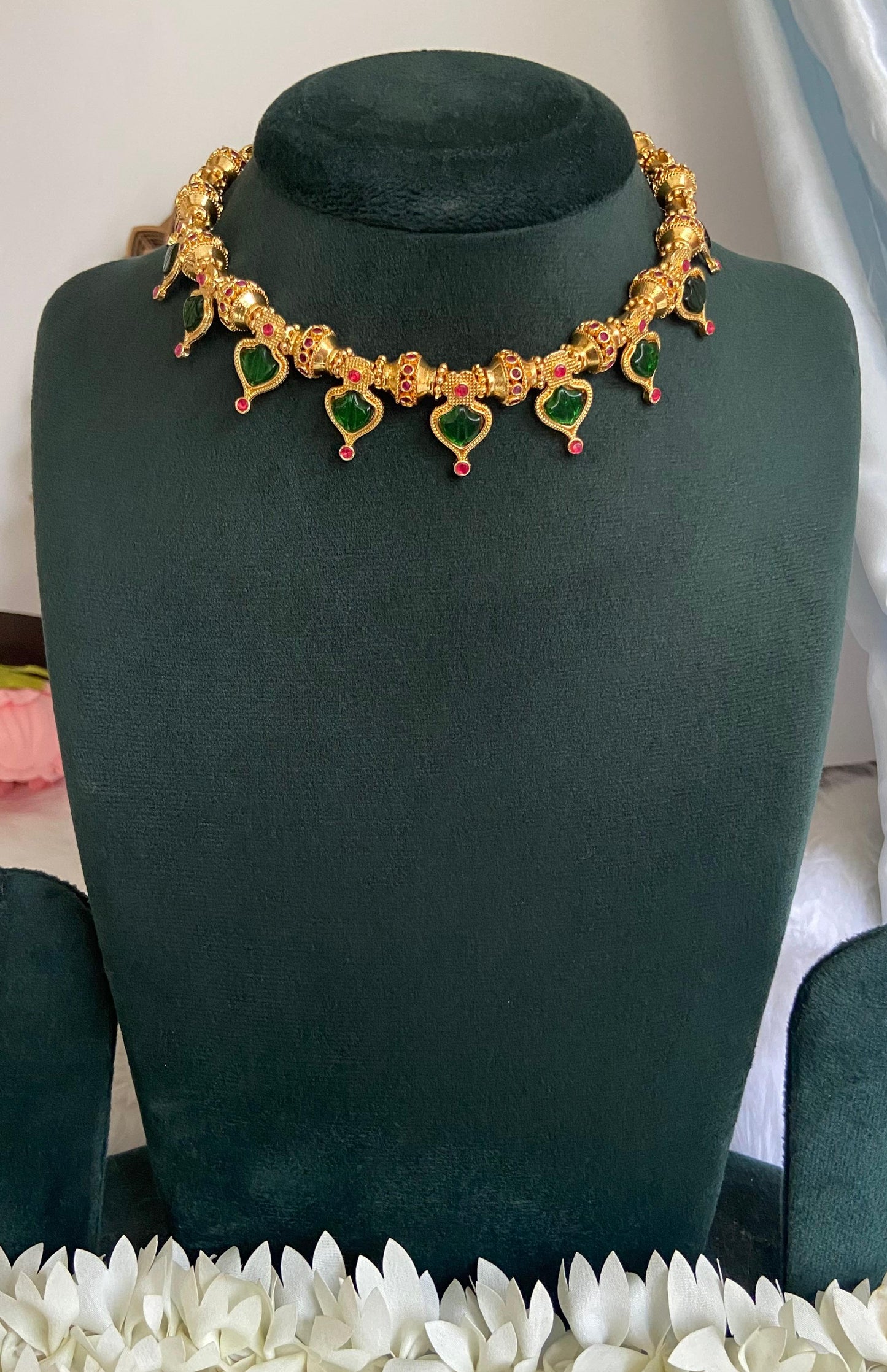 Manjari Premium Palakka Necklace