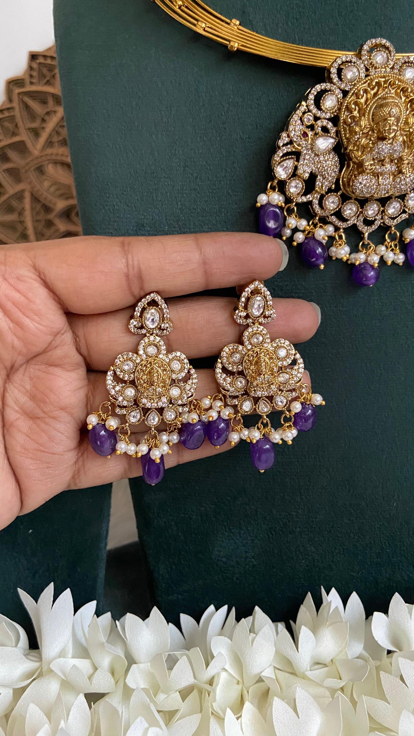Purple Aura Removable Lakshmi Pendant Hasli Necklace Set