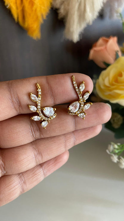 AD Mini Ear Cuff