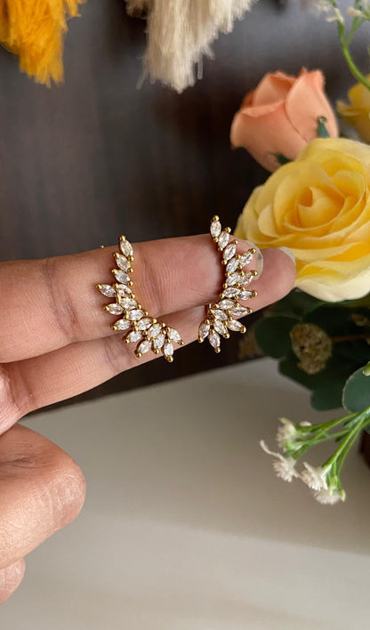 AD Mini Ear Cuff
