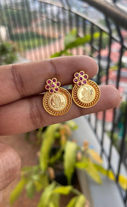 Vaidehi Gold Coin Choker Set