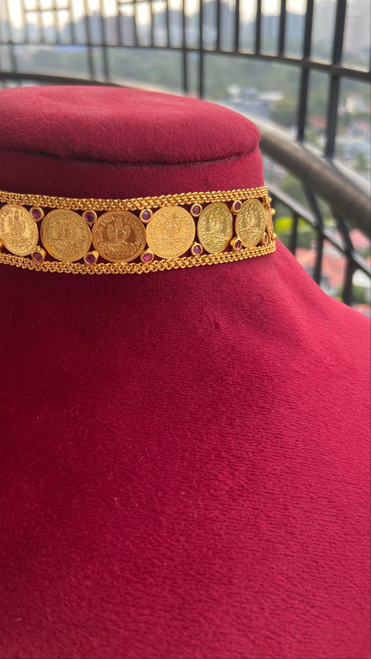 Vaidehi Gold Coin Choker Set