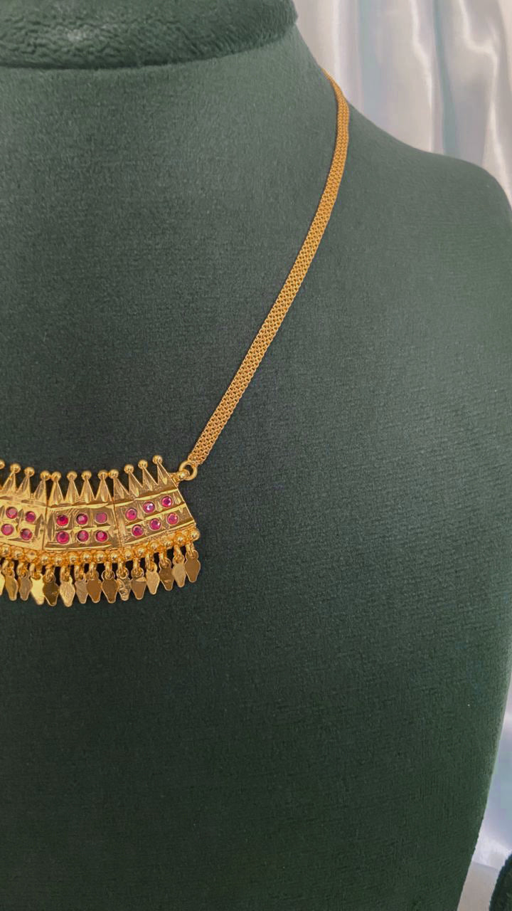 Poothali Pendant Necklace
