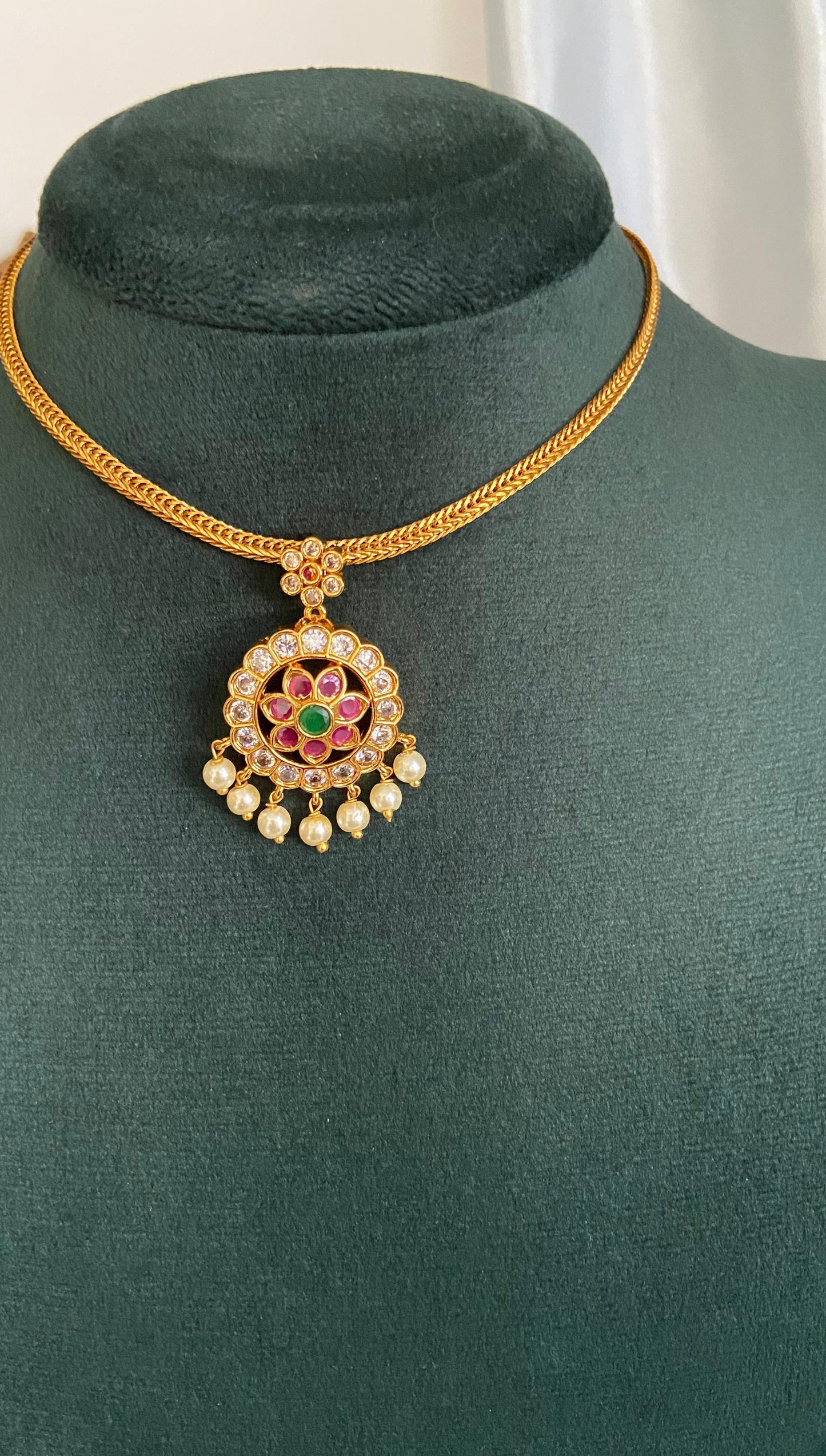 Padma Attigai Necklace Set