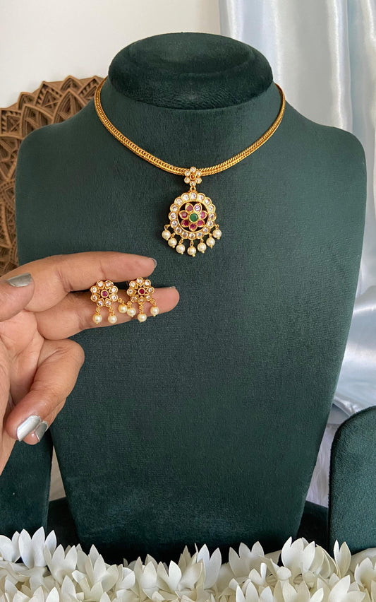 Padma Attigai Necklace Set