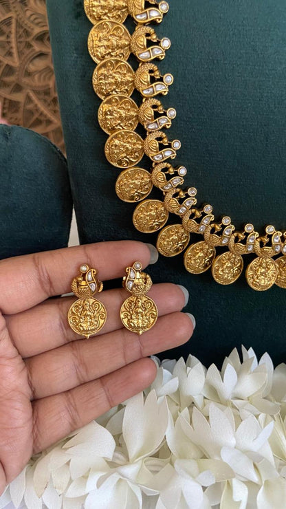 Charulatha White Jadau Kundan Set
