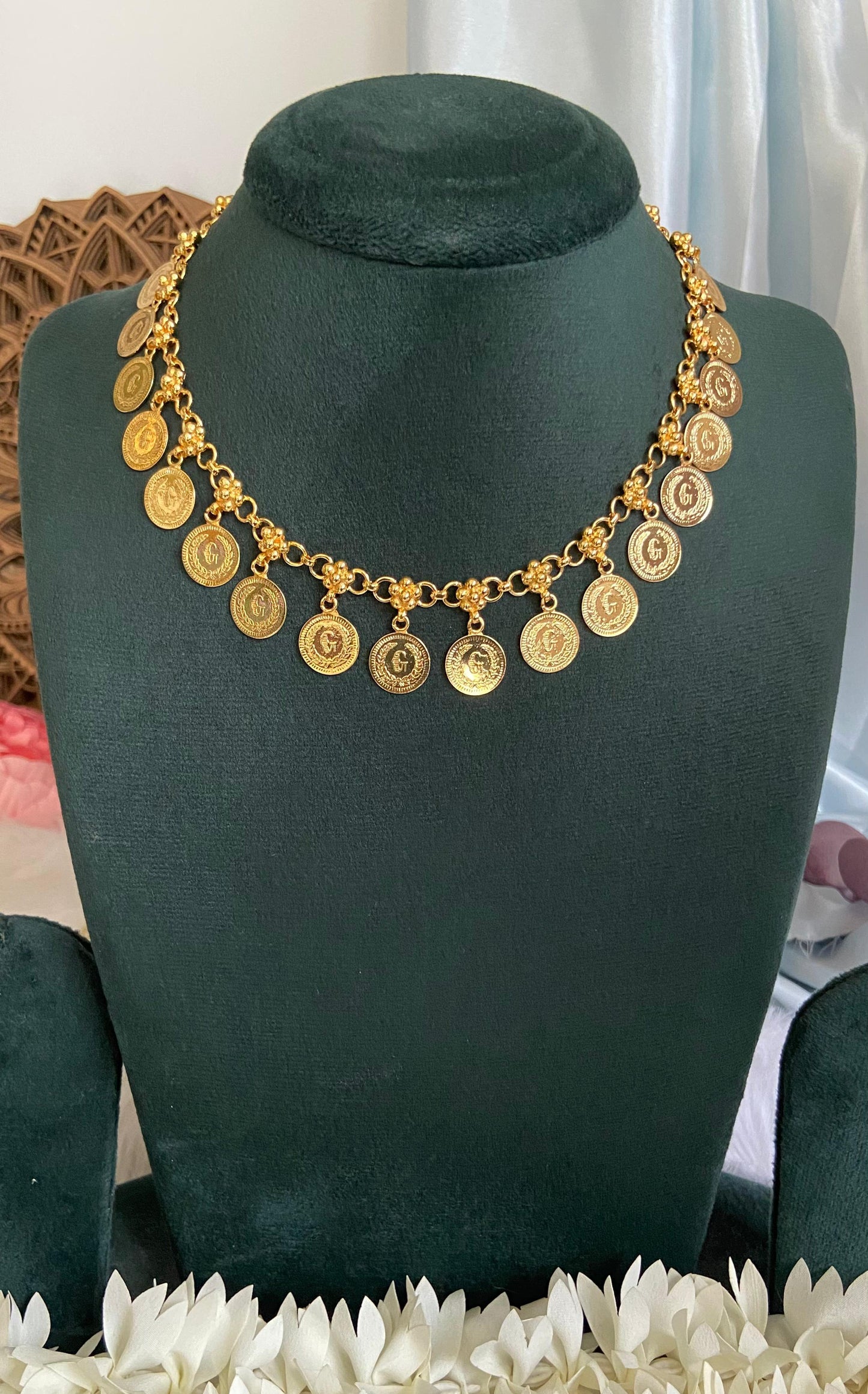 Regal Charm Non Idol Coin Necklace
