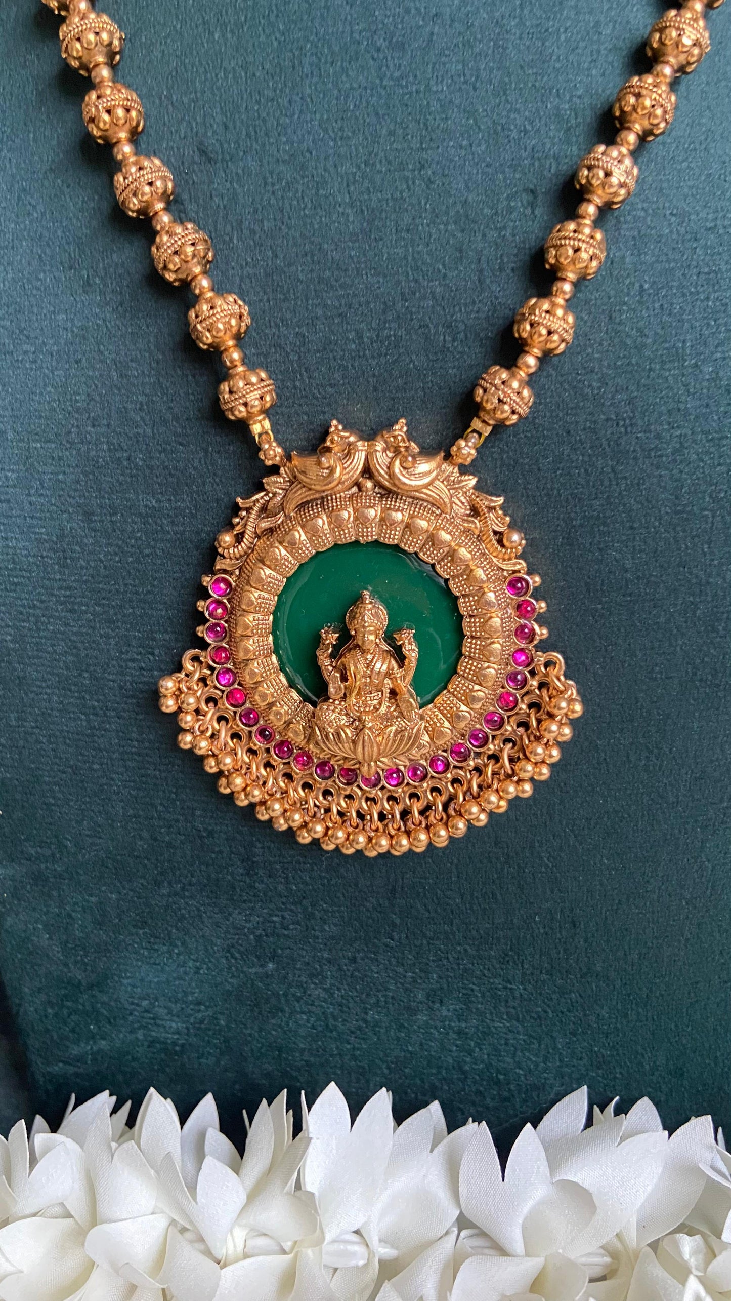 Palakka Lakshmi Pendant Necklace with Jumka