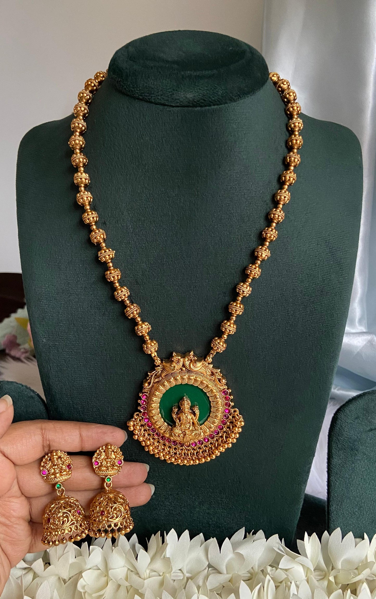 Palakka Lakshmi Pendant Necklace with Jumka