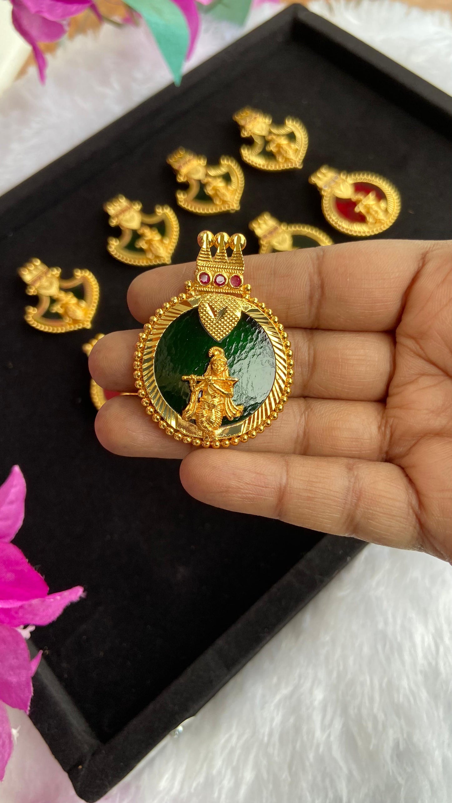 Green Palakka Krishna Round Pendant