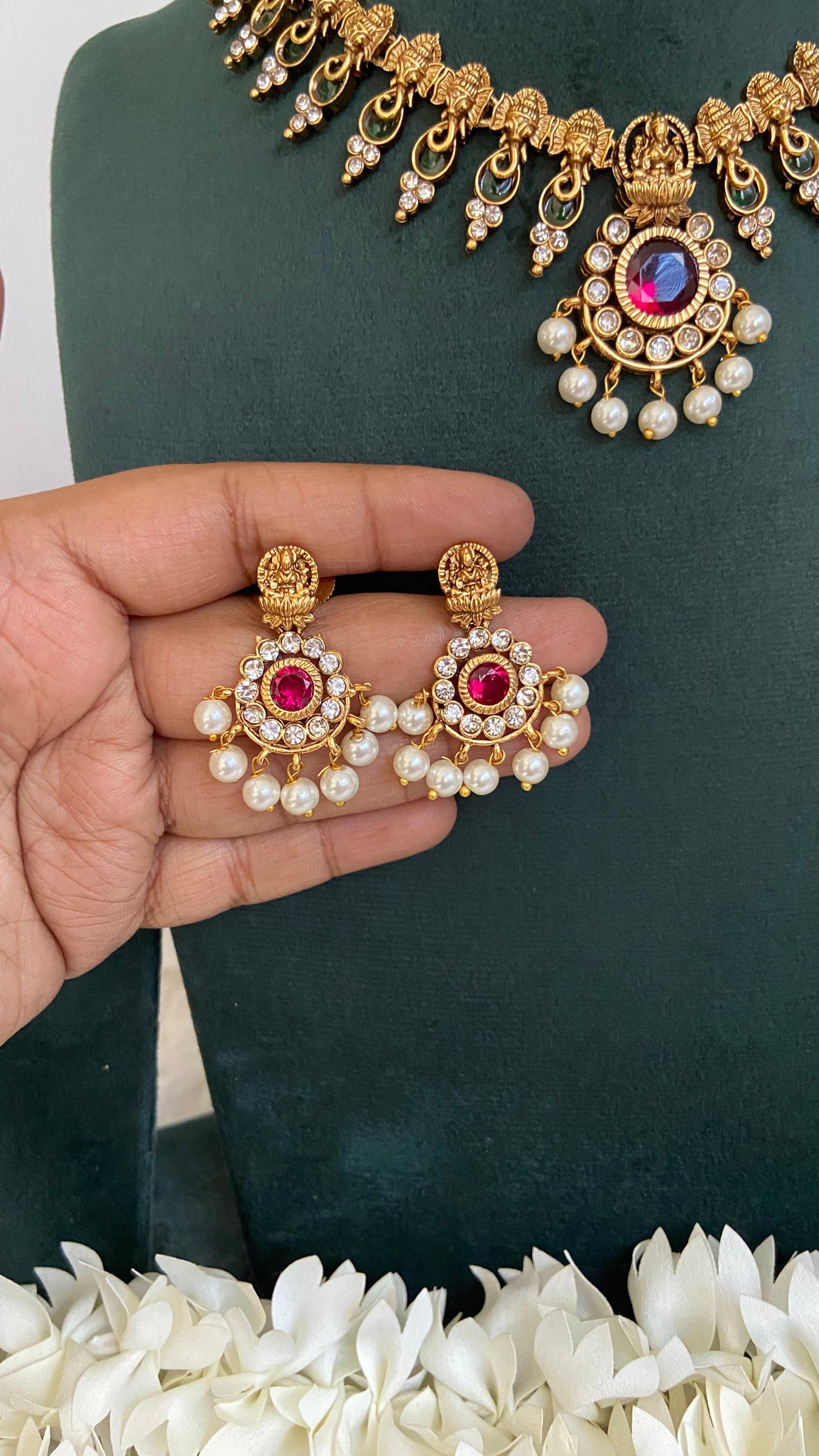 Shobana Antique Palakka necklace Set