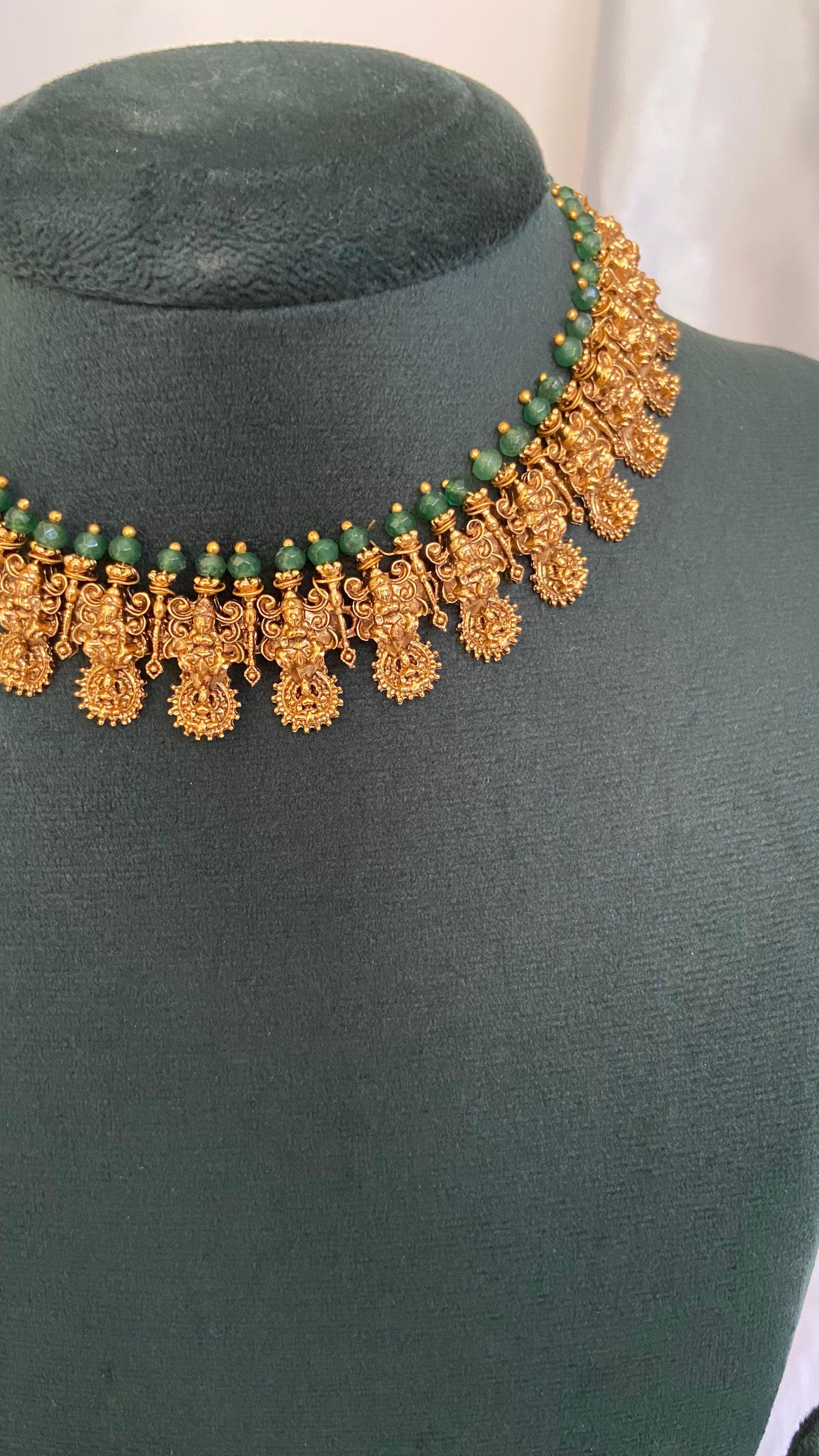 Indira Antique Necklace Set