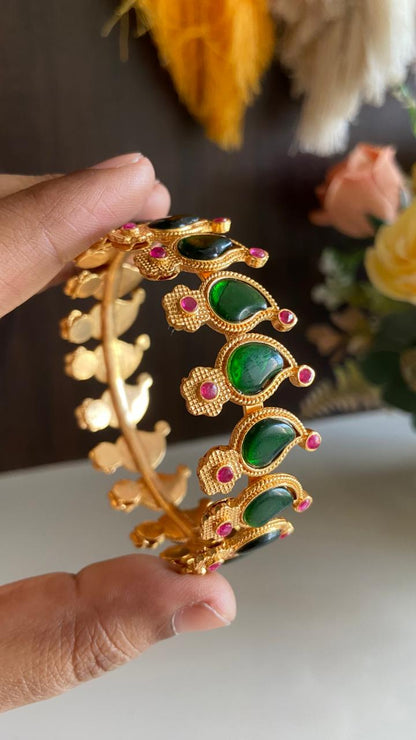 Premium Palakka Mango Bangle
